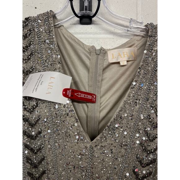 New Lara Sz 6 Silver Fringe Beaded Short Sleeve V-Neck Cocktail Party Mini Dress - Picture 8 of 10